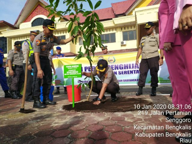 Polres Bengkalis Laksanakan Penghijauan Serentak